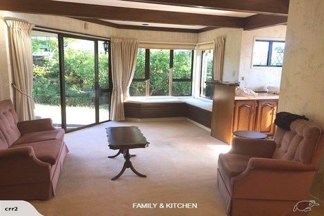 Photo of property in 10 Wilmington Place, Forrest Hill, Auckland, 0620