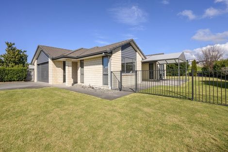 Photo of property in 8 Vantage Place, Omokoroa, 3114