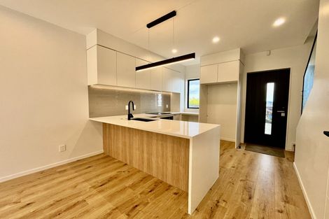 Photo of property in 28c Balthazar Road, Kumeu, 0892