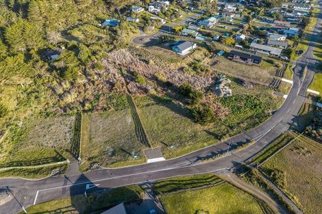 Photo of property in 184 Park Avenue, Waitarere Beach, Levin, 5510