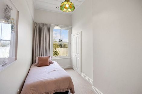 Photo of property in 32 Alpha Street, Cambridge, 3434