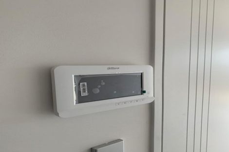 Photo of property in 42 Parahau Road, Papakura, 2110