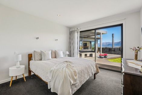 Photo of property in 15 Mckellar Drive, Jacks Point, Queenstown, 9371