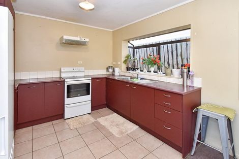 Photo of property in 12 Fareti Place, Mangere, Auckland, 2022