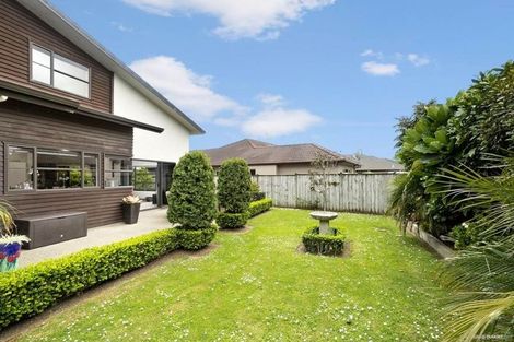 Photo of property in 7 Bronwylian Drive, Flat Bush, Auckland, 2016