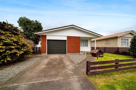 Photo of property in 19 Milmoe Street, Hawera, 4610