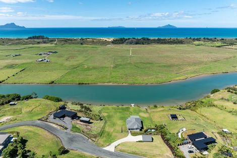 Photo of property in 92 Flagstaff Terrace, Waipu, 0582