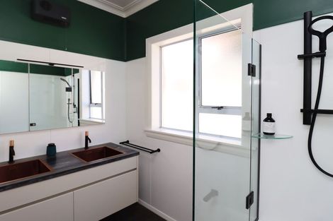 Photo of property in 72 Tees Street, South Hill, Oamaru, 9400