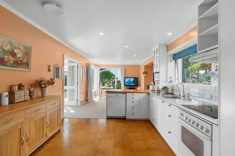 Photo of property in 5 Carruthers Street, Ilam, Christchurch, 8041