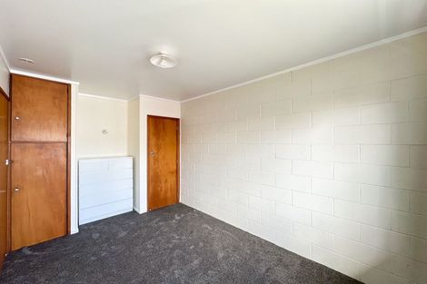 Photo of property in 40 West Coast Road, Glen Eden, Auckland, 0602