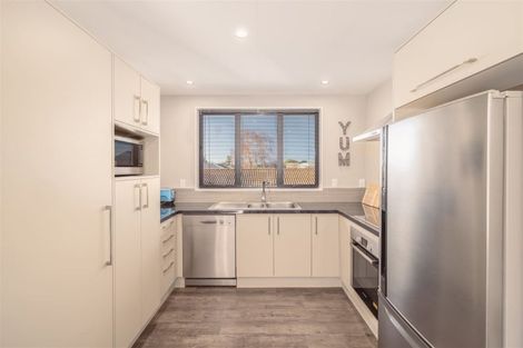 Photo of property in 2/72 Purchas Street, St Albans, Christchurch, 8014