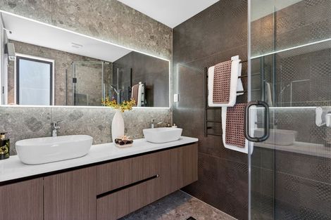 Photo of property in 3/27 Hastings Road, Mairangi Bay, Auckland, 0630