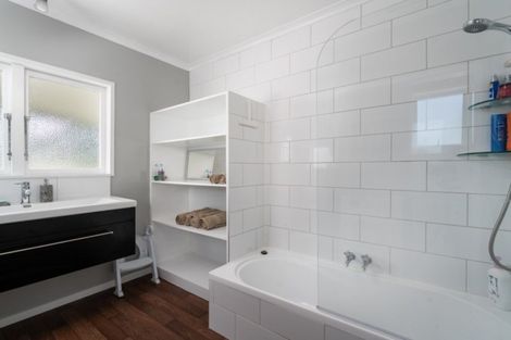 Photo of property in 2/57 Hinemoa Avenue, Taupo, 3330