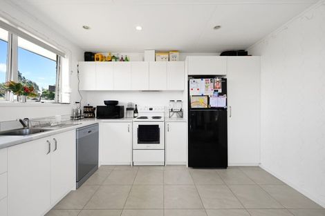 Photo of property in 2 Amethyst Place, Chartwell, Hamilton, 3210