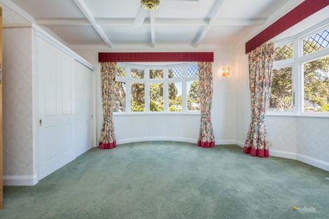 Photo of property in 25 Hinau Street, Woburn, Lower Hutt, 5010