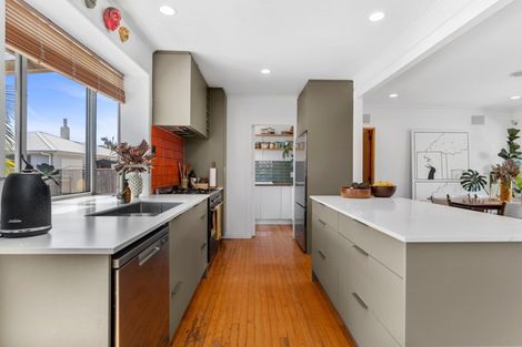 Photo of property in 30b Leander Street, Mount Maunganui, 3116