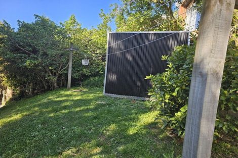 Photo of property in 51 Albemarle Road, Northland, Wellington, 6012