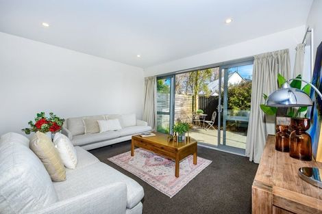 Photo of property in 2/89 Poulson Street, Addington, Christchurch, 8024