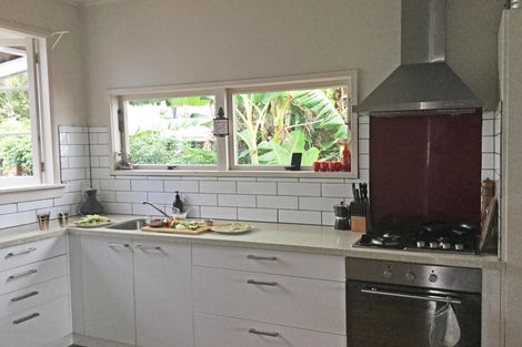 Photo of property in 9 Marshall Road, Kaiwaka, 0573
