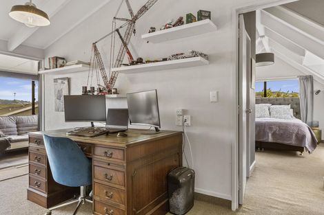 Photo of property in 83 Harvey Street, Waipahihi, Taupo, 3330