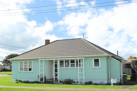 Photo of property in 5 Meuli Street, Gonville, Whanganui, 4501