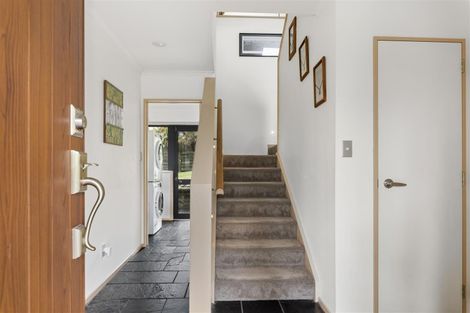 Photo of property in 24 Capricorn Place, Kawaha Point, Rotorua, 3010