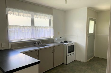 Photo of property in 48 Sunlands Drive, Manurewa, Auckland, 2102