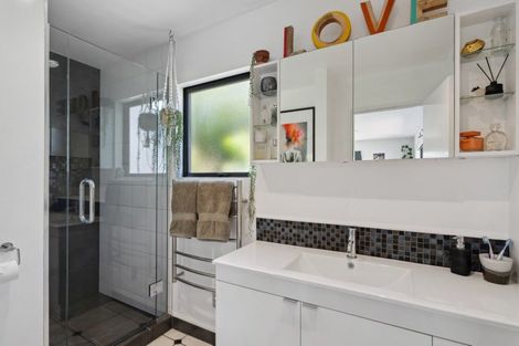 Photo of property in 111 Mcdonnell Road, Arrowtown, 9302