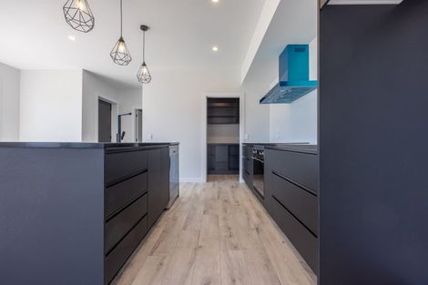 Photo of property in 27 The Heights Avenue, Wanaka, 9305