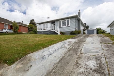 Photo of property in 42 Leicester Street, Cannons Creek, Porirua, 5024