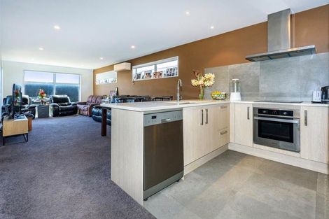 Photo of property in 40 Horoeka Street, Russley, Christchurch, 8042