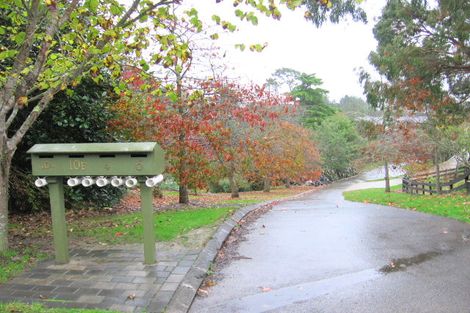 Photo of property in 10b Emily Lane, Greenhithe, Auckland, 0632