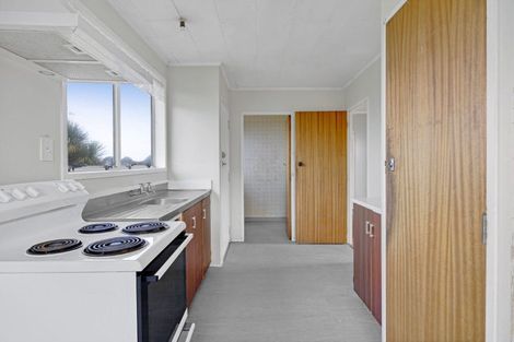 Photo of property in 32 Pembroke Street, Patea, 4520