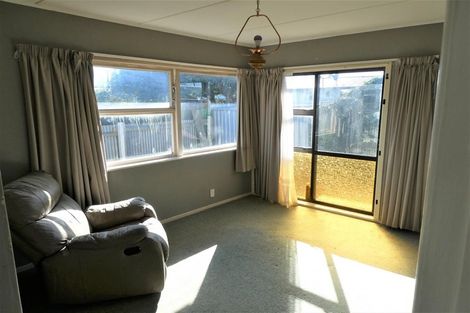 Photo of property in 400 Huia Place, Camberley, Hastings, 4120