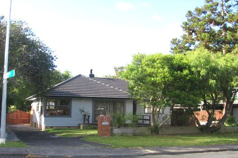 Photo of property in 14 Mountbatten Avenue, Hillcrest, Auckland, 0627