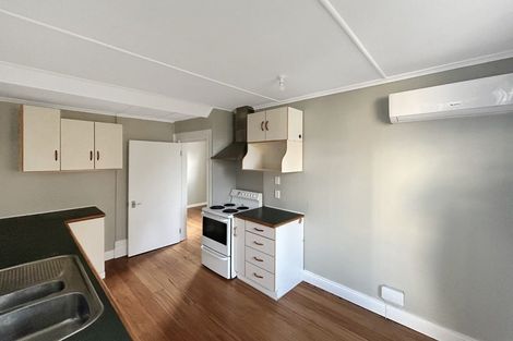 Photo of property in 393 College Street, Hokowhitu, Palmerston North, 4410