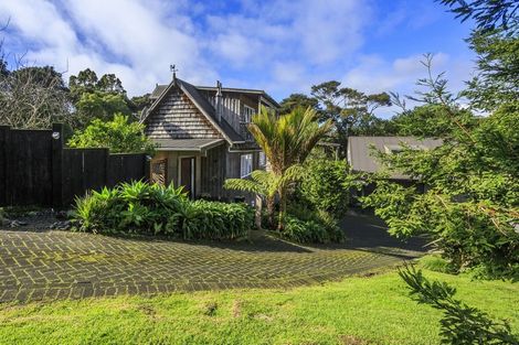 Photo of property in 18 Dene Court Lane, Greenhithe, Auckland, 0632