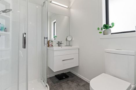 Photo of property in 24b Kempton Street, Greytown, 5712