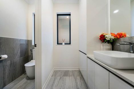 Photo of property in 5 Riwai Street, Flat Bush, Auckland, 2019