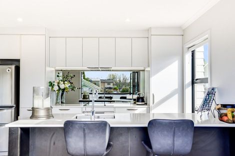 Photo of property in 1/13 Manning Street, Hamilton Central, Hamilton, 3204