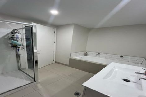 Photo of property in 7b Range View Road, Mount Albert, Auckland, 1025