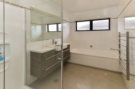 Photo of property in 7 Kuhanui Drive, Karaka, Papakura, 2113
