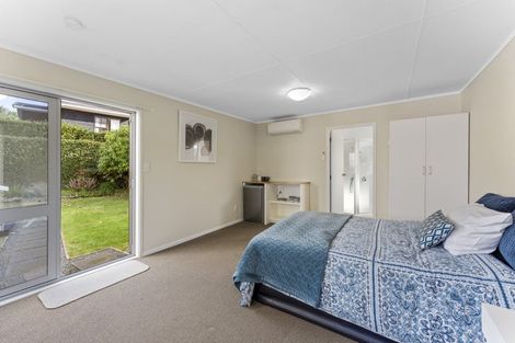 Photo of property in 26 Walton Avenue, Waikanae, 5036