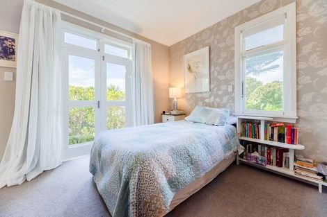 Photo of property in 48 Manly Street, Paraparaumu Beach, Paraparaumu, 5032