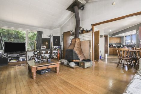 Photo of property in 114 Ennis Avenue, Pakuranga Heights, Auckland, 2010