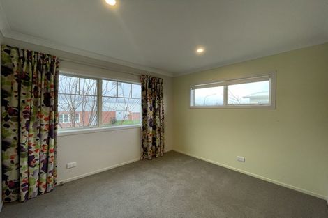 Photo of property in 3 Yeats Grove, Trentham, Upper Hutt, 5018