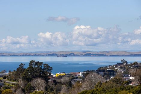 Photo of property in 2/807 East Coast Road, Northcross, Auckland, 0630