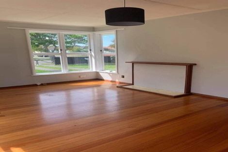 Photo of property in 32 Cardiff Street, Awapuni, Palmerston North, 4412