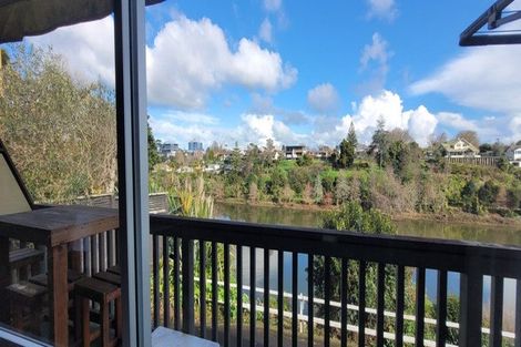 Photo of property in 2/355 River Road, Claudelands, Hamilton, 3214