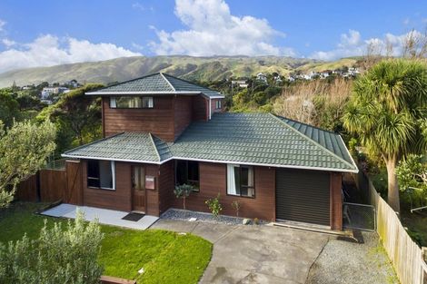 Photo of property in 55 Rawhiti Road, Pukerua Bay, 5026